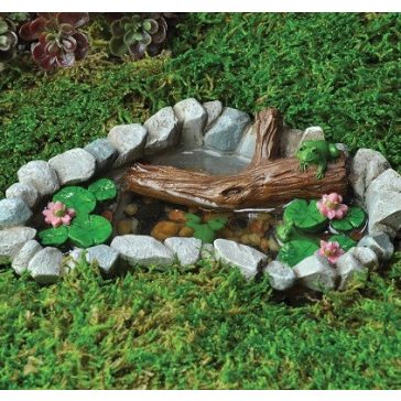 Mini kerti tó tavirózsával